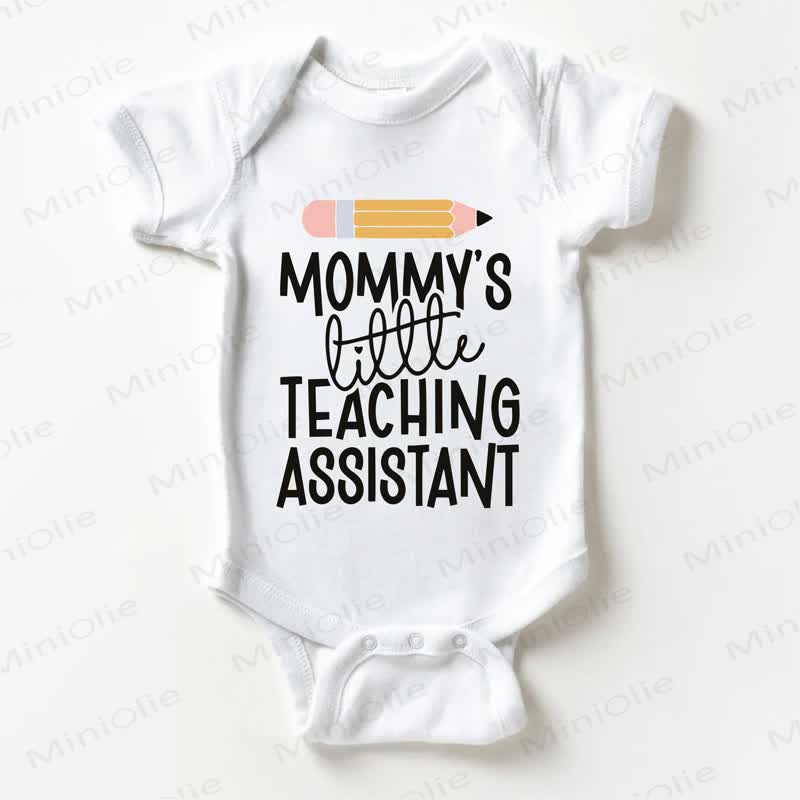 MOMMY'S LITTLE TEACHING ASSISTANT用ホワイトスローガンボディスーツ - 白 - 18～24ヶ月 - image 1