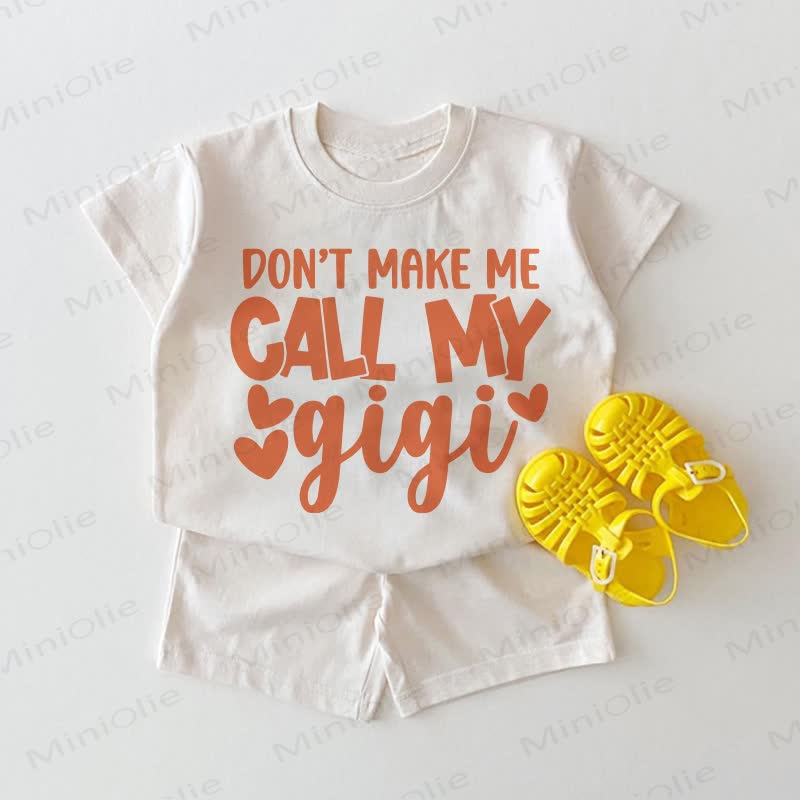 DON'T MAKE ME CALL MY GIGIで！ベビーホワイトTシャツ＆ショートパンツ2点セット - 白 - 18～24ヶ月 - image 1