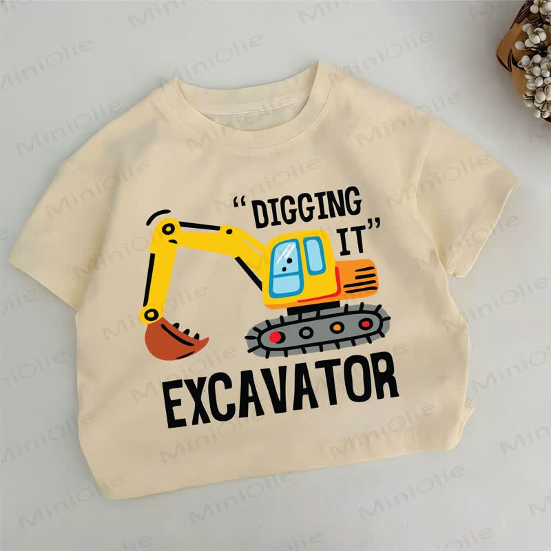 「DIGGING IT」EXCAVATOR幼児用カーキTシャツ - カーキ - 6～7歳 - image 1