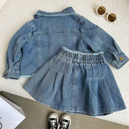 幼児用女の子向けブルーの裾ほつれデニムジャケットとスカートのツーピースセット - image 2
