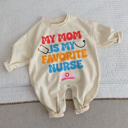 MY MOM IS MY FAVORITE NURSE　ベビー・幼児用ベージュロンパース - ベージュ - 2～3歳 - image 1