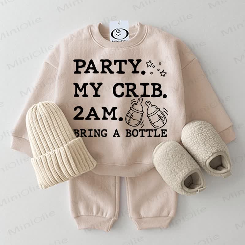 PARTY. MY CRIB. 2AM. BRING A BOTTLE。ベビーベージュスウェットシャツ2点セット - ベージュ - 2～3歳 - image 1