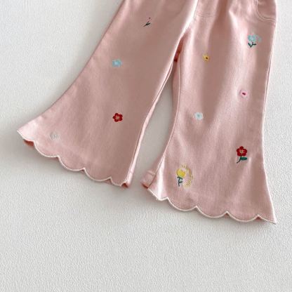 ベビー・幼児用女の子向け 花柄刺繍入りスカラップ裾パンツ - image 9