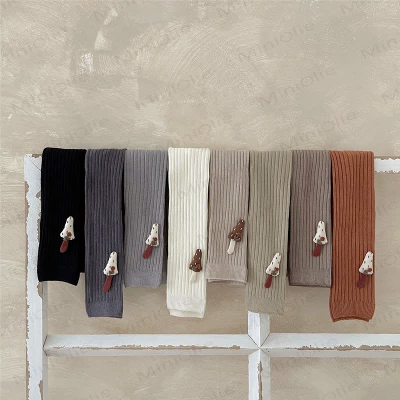 ベビー・幼児用マッシュルームパッチリブ編みレギンス - image 1