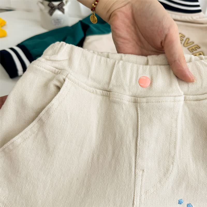 幼児男の子用ベージュの電車柄パッチ付きゴムウエストパンツ - image 3