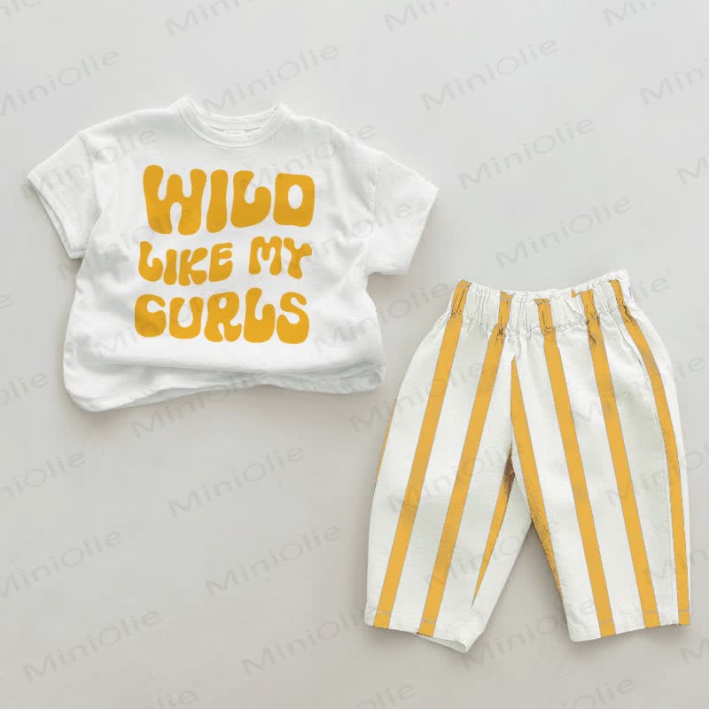 WILD LIKE MY CURLSベビーTシャツとストライプパンツのツーピースセット - 白と黄色 - 2～3歳 - image 1