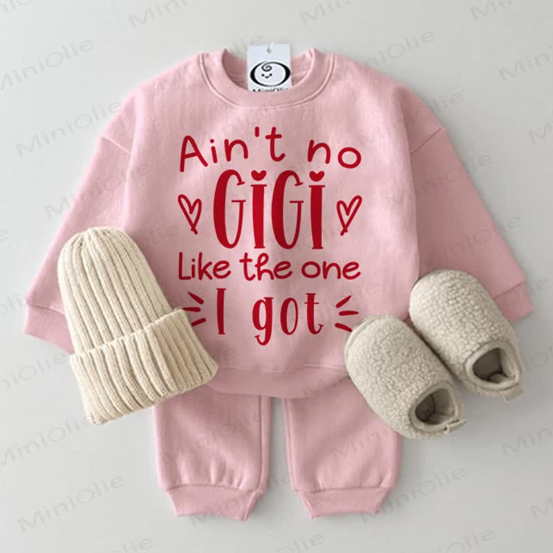 AIN'T NO GIGI LIKE THE ONE I GOTベビーピンクのスウェットシャツ2点セット - ピンク - 2～3歳 - image 1
