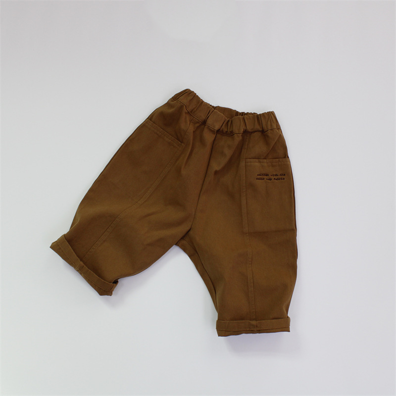 幼児用刺繍文字入り無地リラックスパンツ - 茶色 - 8-9T - image 3