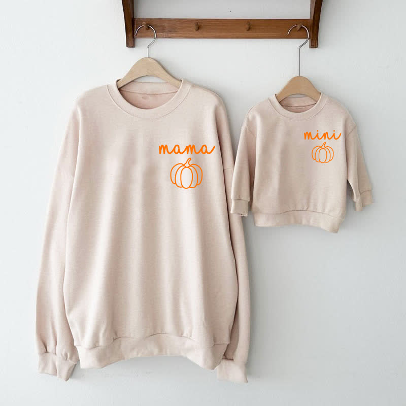 MAMA/MINIママと私 パンプキンベージュスウェットシャツ - image 1