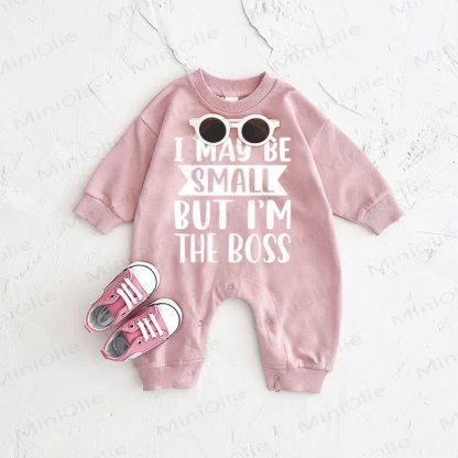 I MAY BE SMALL BUT I'M THE BOSS！ベビーピンクのロンパース - ピンク - 2～3歳 - image 1
