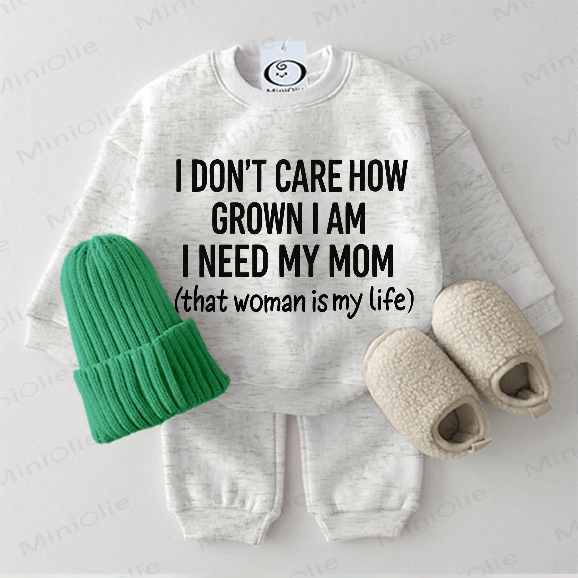 I DON'T CARE HOW GROWN I AM I NEED MY MOMの（あの人はMYの人生そのもの） ベビー用ツーピースライトグレーセット - ライトグレー - 2～3歳 - image 1