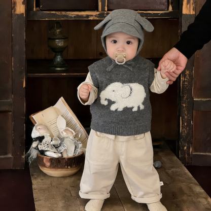 赤ちゃん・幼児用ゾウ柄ニットベスト、ベージュのTシャツ、またはパンツ - image 1