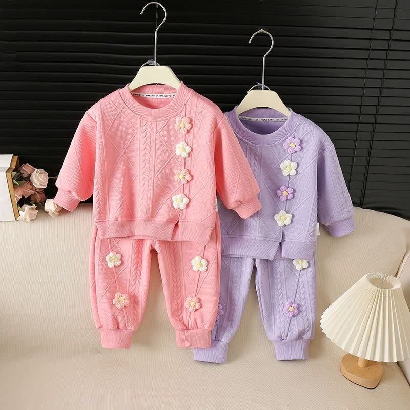ベビー・幼児用女の子向け花柄ニットトップス＆パンツ2点セット - image 1