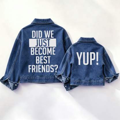 DID WE JUST BECOME BEST FRIENDS?/YUP!ファミリーデニムジャケット - 青 - XXL - image 1