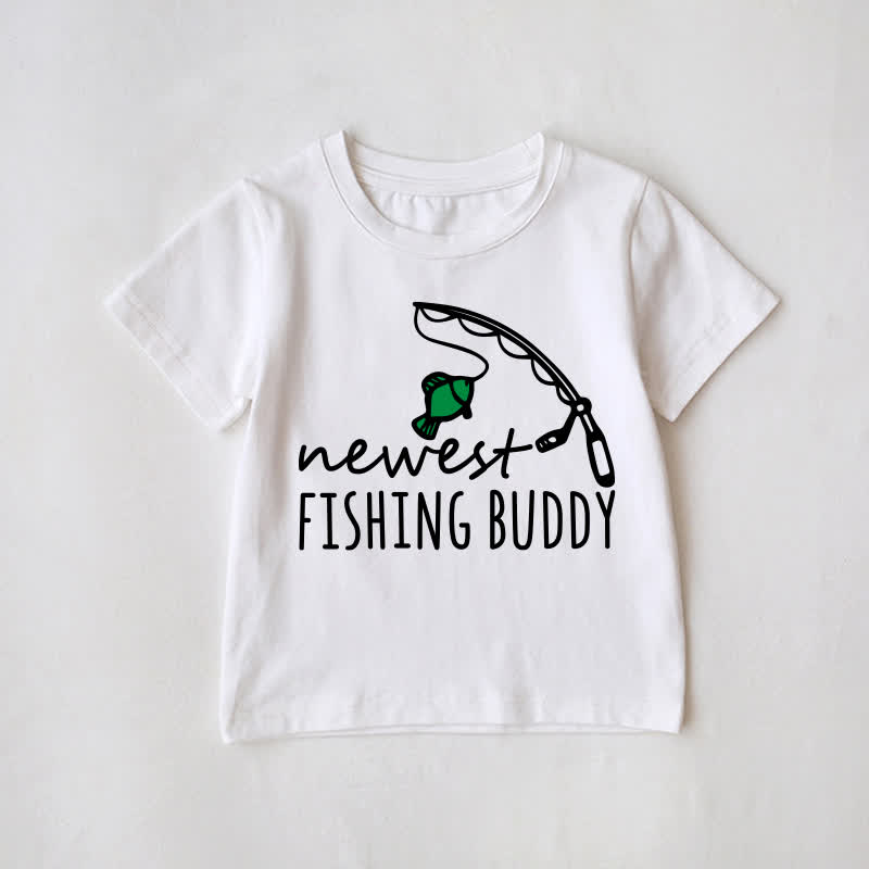 NEWEST FISHING BUDDY仲間 ベビーホワイトTシャツ - 白 - ベビーTシャツ: 2～3歳 - image 1