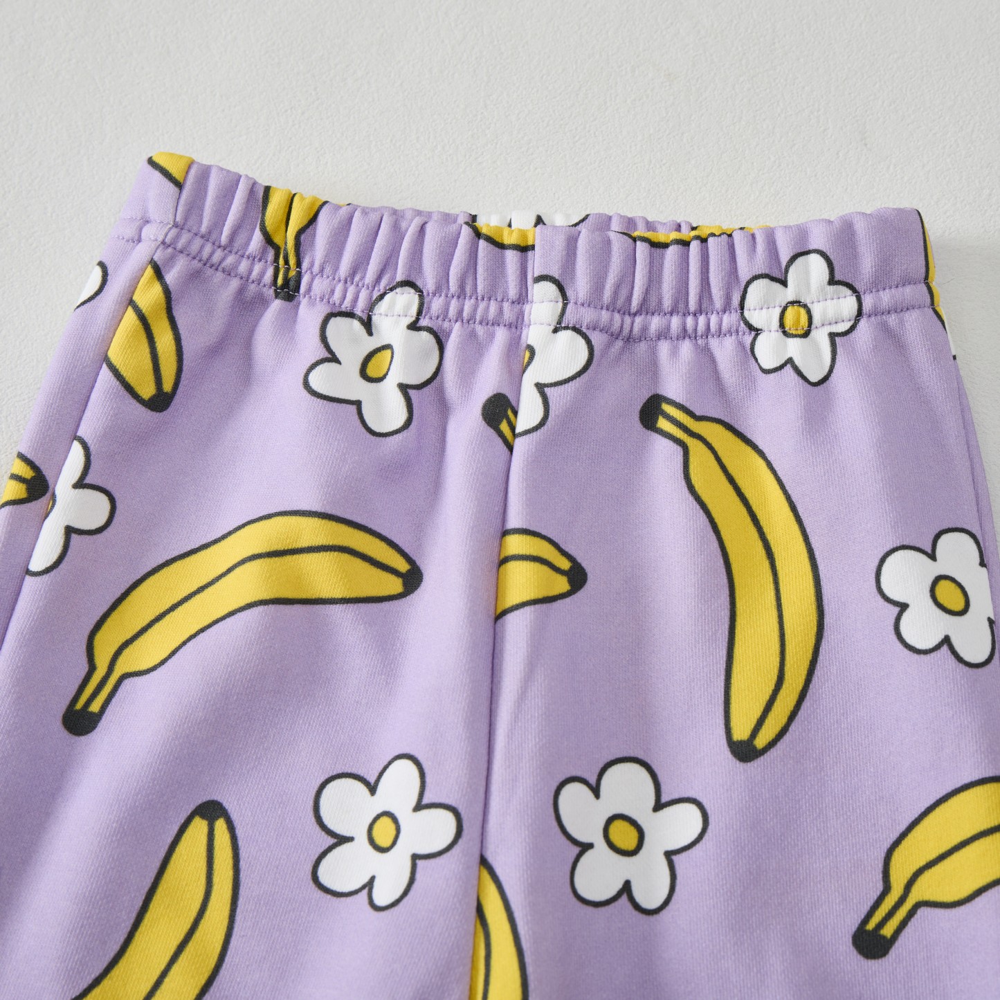 ベビーパープルのバナナと花柄プリントの2点セット - image 5