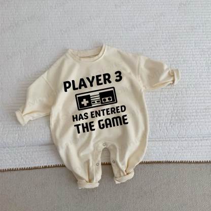 PLAYER 3 HAS ENTERED THE GAME。ベビーベージュロンパース - ベージュ - 2～3歳 - image 1