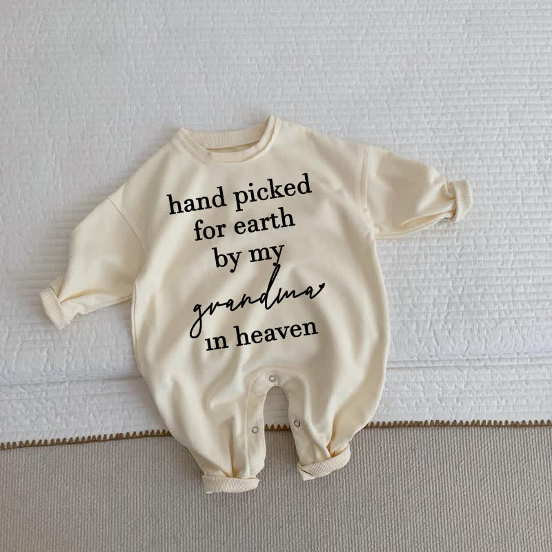 HAND PICKED FOR EARTH BY MY GRANDMA/GRANDPA IN HEAVENベージュロンパース - ベージュ：おばあちゃん - 2～3歳 - image 1