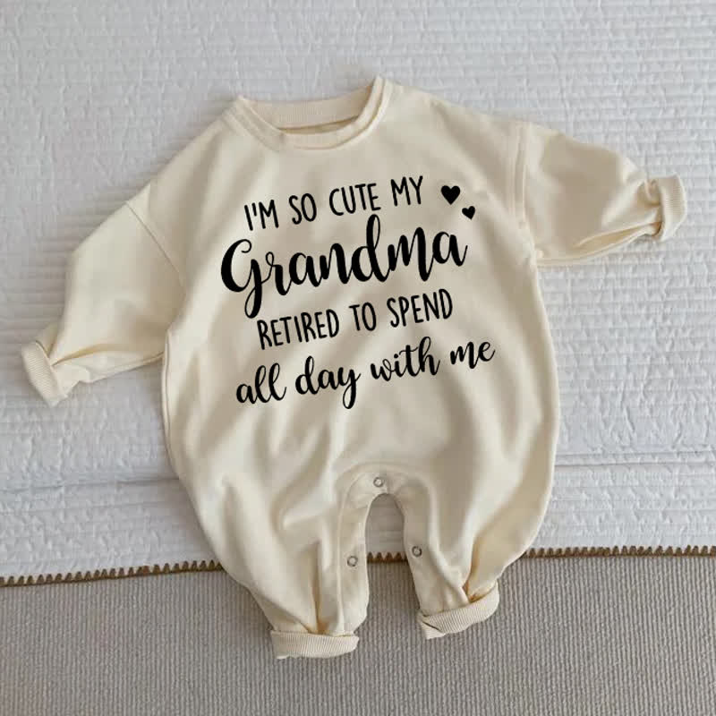 I'M SO CUTE MY GRANDMA RETIRED TO SPEND ALL DAY WITH ME。ベビー幼児用ベージュロンパース - ベージュ - 2～3歳 - image 1