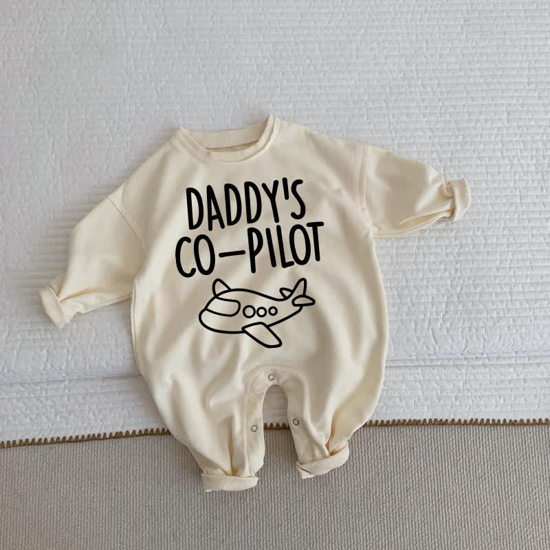 DADDY'Sの副操縦士 ベビー幼児用飛行機柄ベージュロンパース - ベージュ - 2～3歳 - image 1