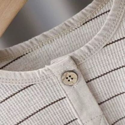 幼児男の子用ストライプヘンリーネックカーブヘムTシャツ - image 5