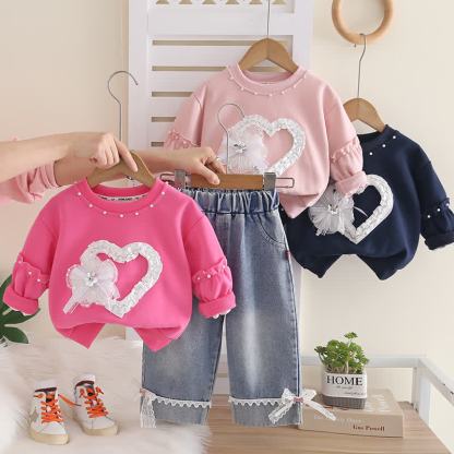 幼児用女の子向けレースハート柄スウェットシャツとデニムパンツのツーピースセット - image 1