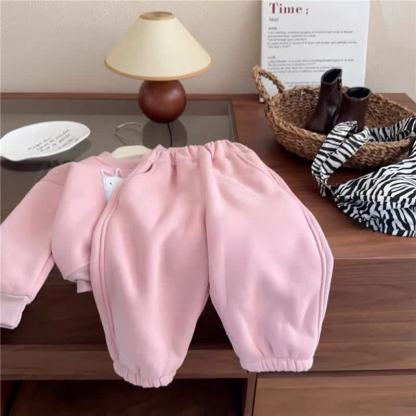 幼児用ピンクのぬいぐるみラム柄スウェットシャツとパンツの2点セット - image 4