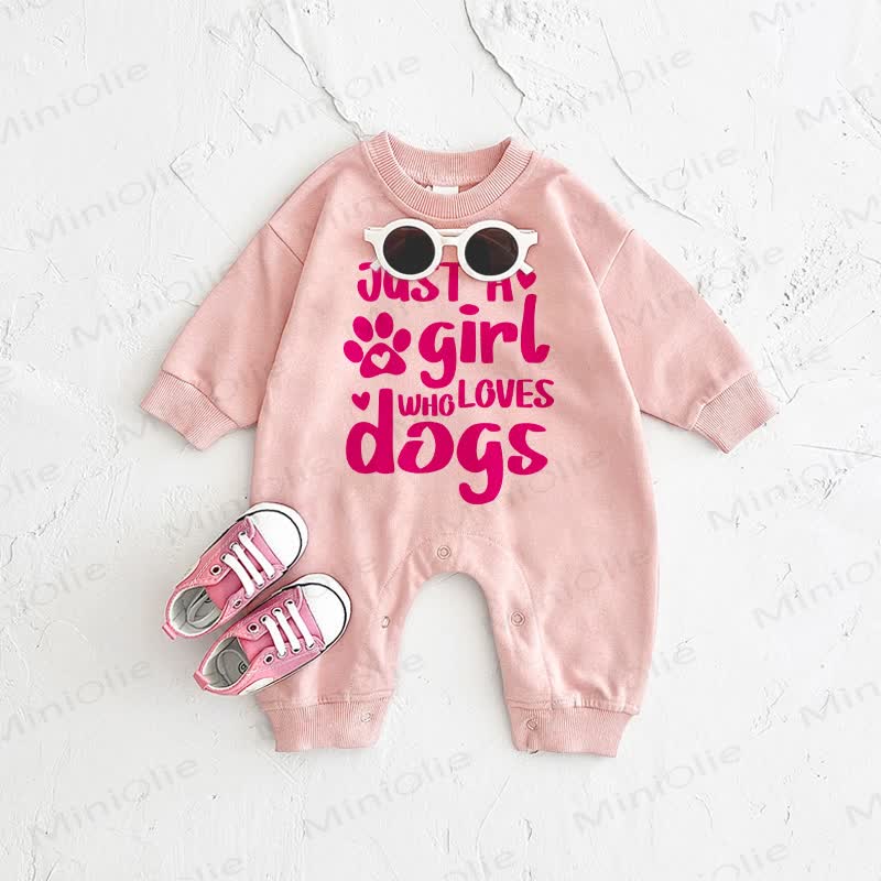 JUST A GIRL WHO LOVES DOGSベビーハートクロープリント ピンクロンパース - ピンク - 2～3歳 - image 1