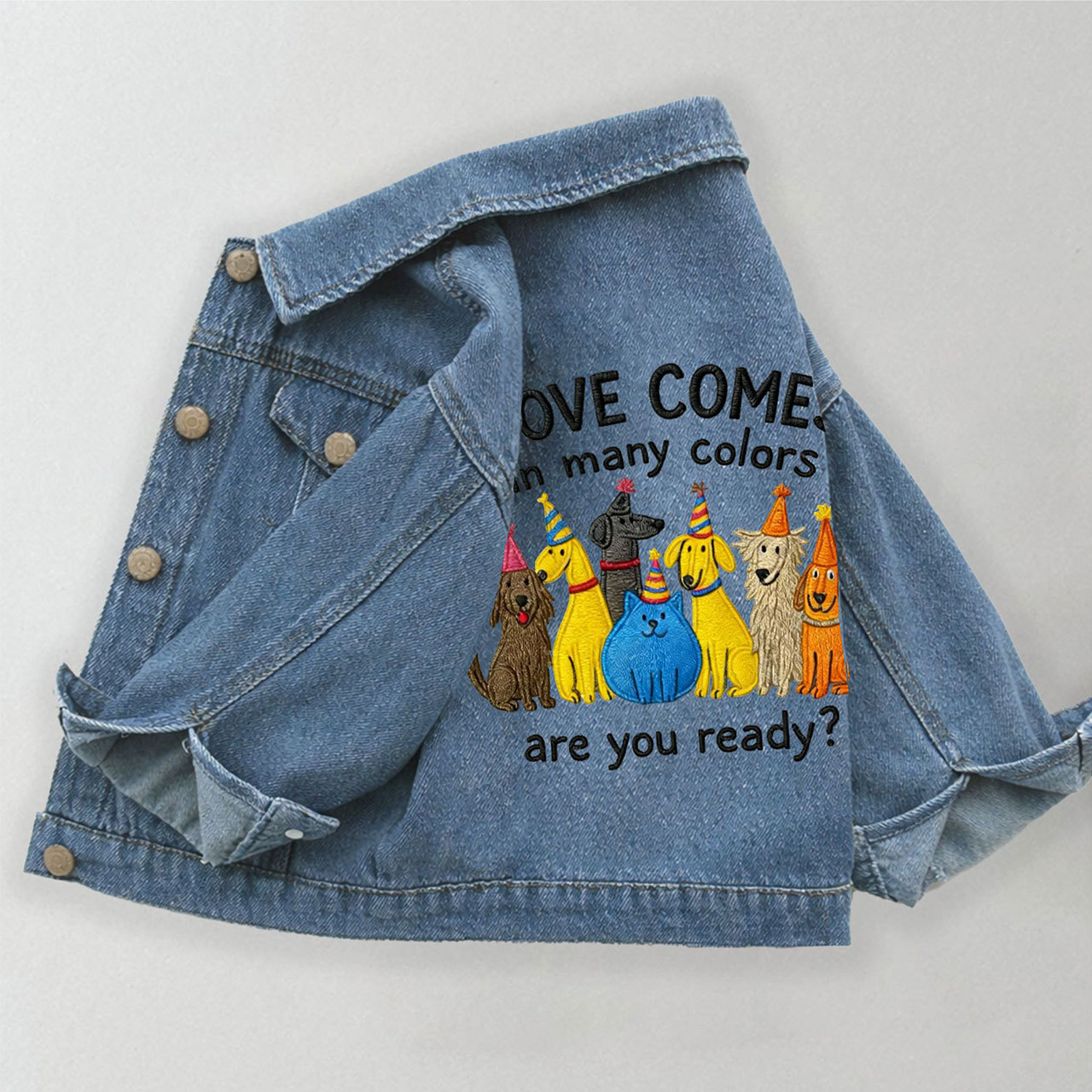 LOVE COMES IN MANY COLORS ARE YOU READY?幼児用犬柄デニムジャケット - 青 - 10-11歳 - image 1