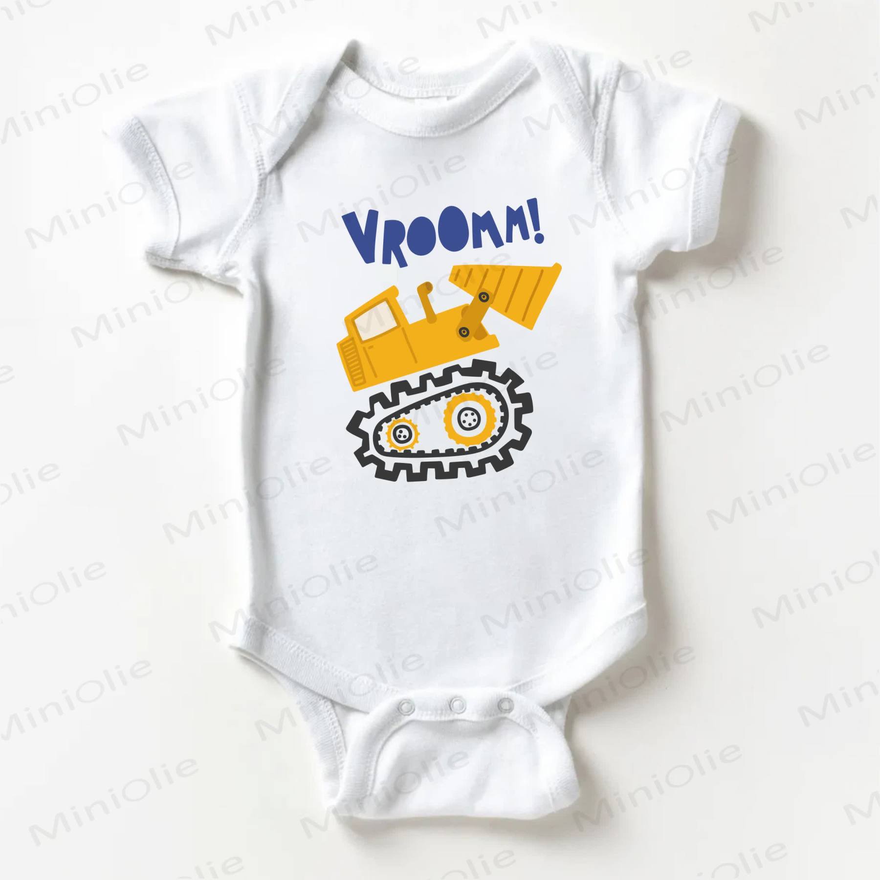 VROOMM!ベビー用ショベルカー柄ホワイトボディスーツ - 白 - 18～24ヶ月 - image 1