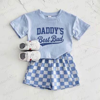 DADDY'S BEST BUDベビーブルーのスローガンTシャツとチェック柄パンツのツーピースセット - 青 - 2～3歳 - image 1