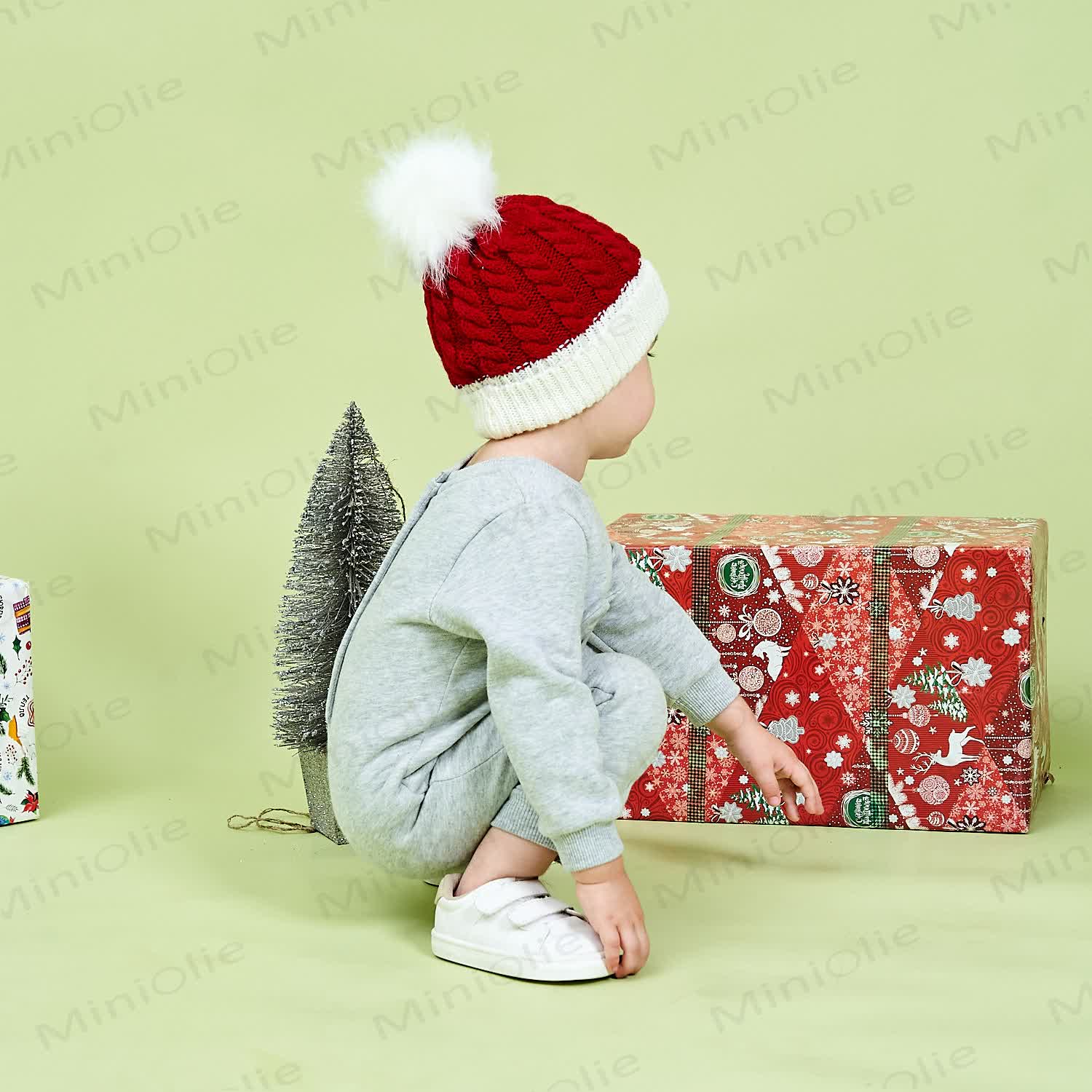 ベビープラッシュツイストクリスマスニットビーニー - image 9