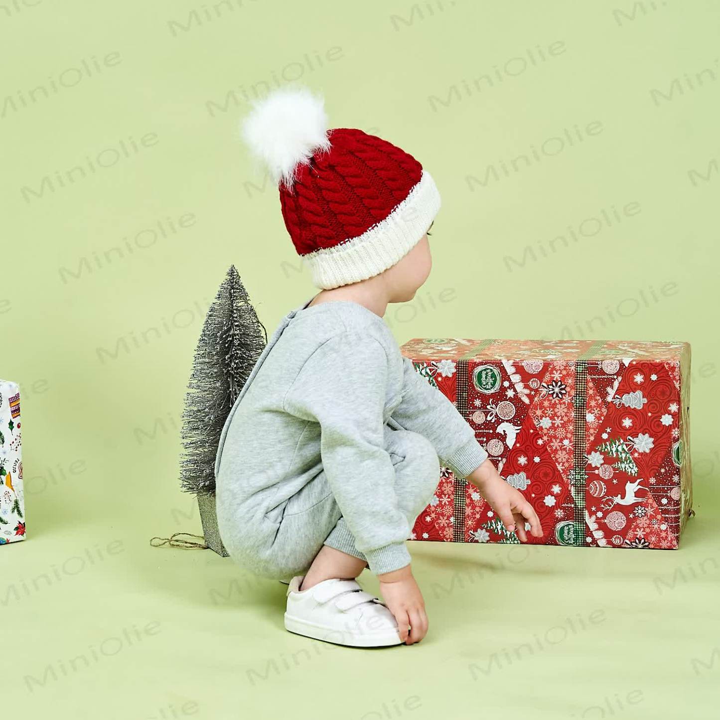 ベビープラッシュツイストクリスマスニットビーニー - image 9