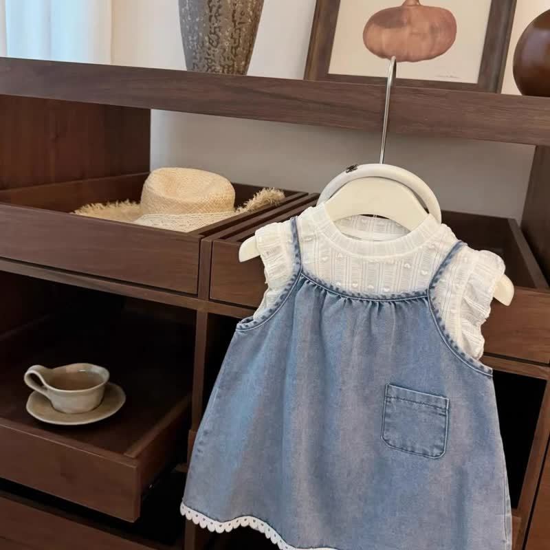 幼児用女の子向けフリル袖TシャツとデニムサスペンダーDressの2点セット - image 3