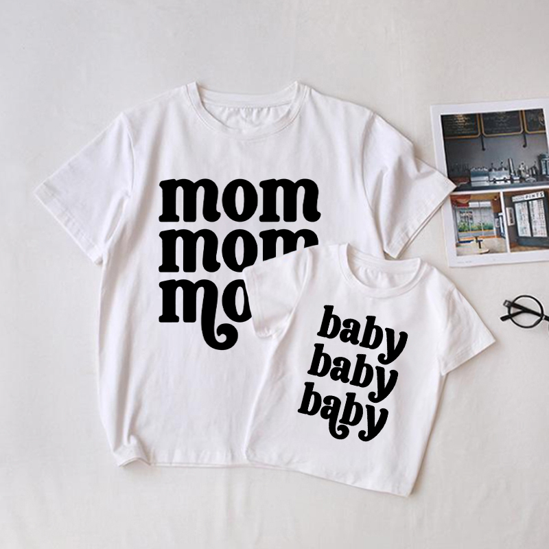 MOM/BABYのお揃いTシャツ（ホワイト） - image 1