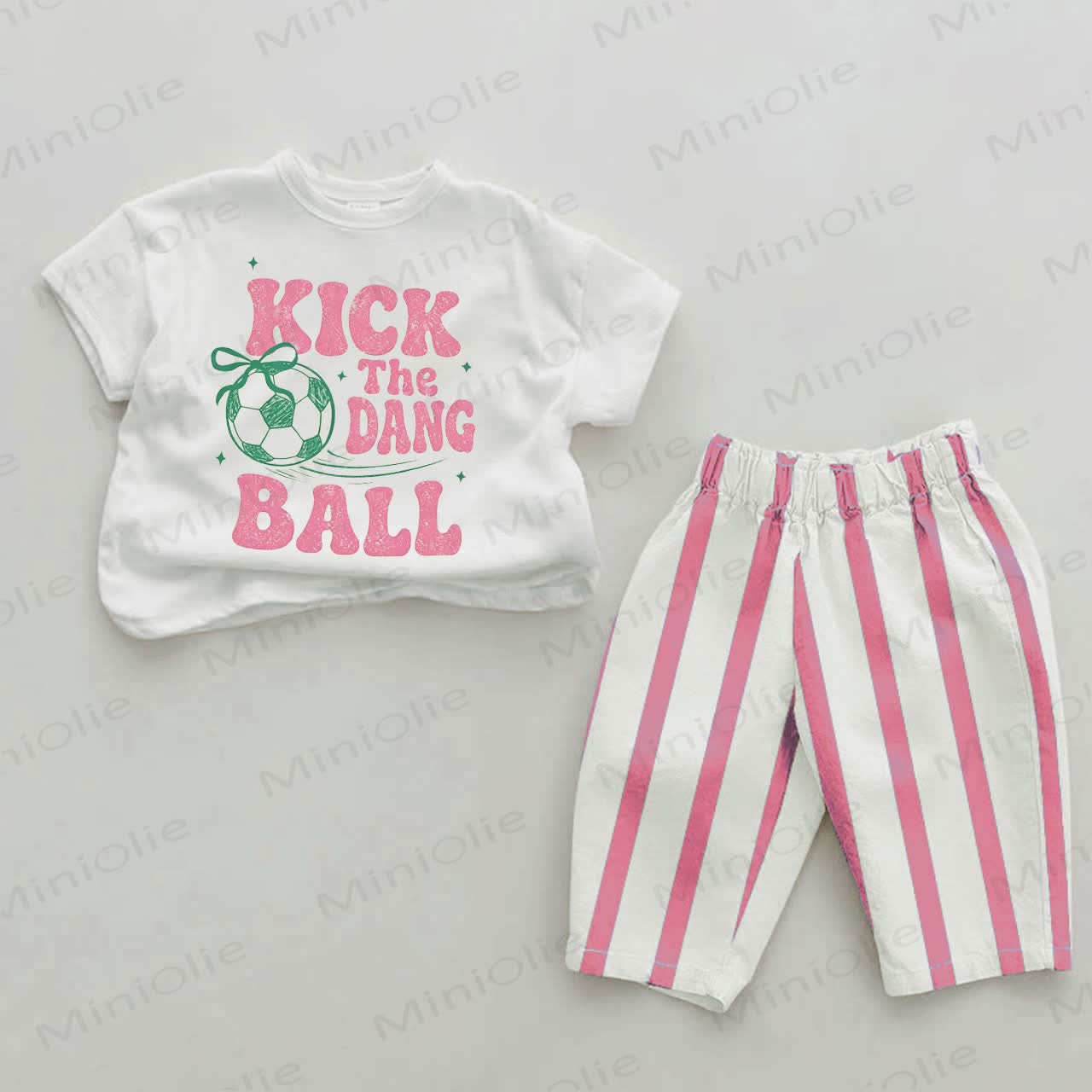 KICK THE DANG BALL ベビーガールズ フットボールプリント ピンク 縦ストライプ 2点セット - ホワイト＆ピンク - 2～3歳 - image 1
