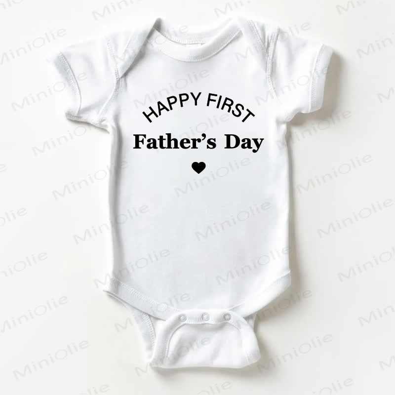 HAPPY FIRST FATHER'S DAY！ベビー用スローガン入りホワイトボディスーツ - 白 - 18～24ヶ月 - image 1