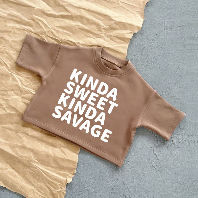 KINDA SWEET KINDA SAVAGEベビーサマーカジュアルTシャツ - 茶色 - 2～3歳 - image 5
