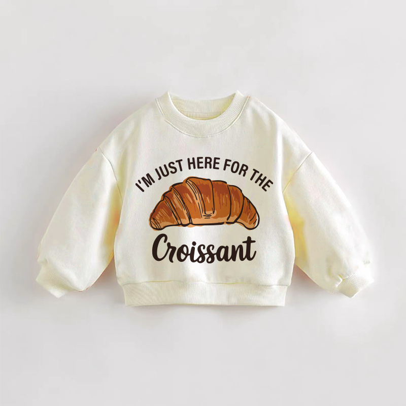 I'M JUST HERE FOR THE CROISSANT幼児用クリームスウェットシャツ - クリーム - 3～5歳 - image 1