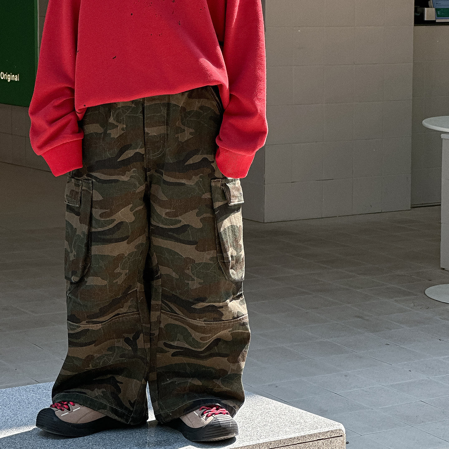 幼児男の子用迷彩柄作業パンツ - image 6