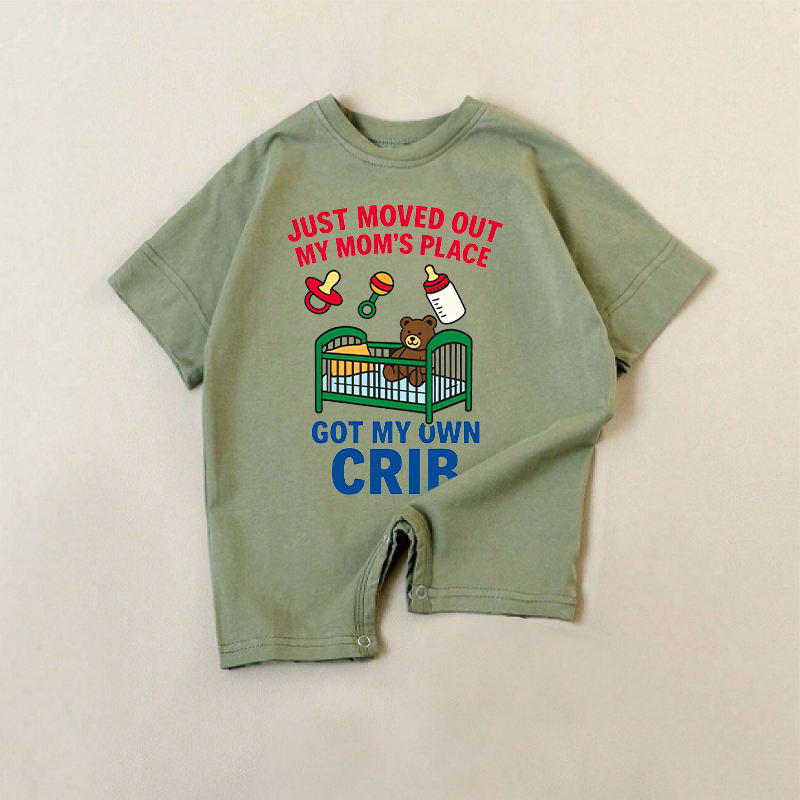 JUST MOVED OUT MY MOM'S PLACE GOT MY OWN CRIB。ベビーグリーンのロンパース。 - 緑 - 18～24ヶ月 - image 1