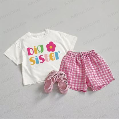お姉ちゃんBIG SISTERTシャツとチェック柄ショートパンツのツーピースセット - ホワイト＆ピンク - 3～5歳 - image 1