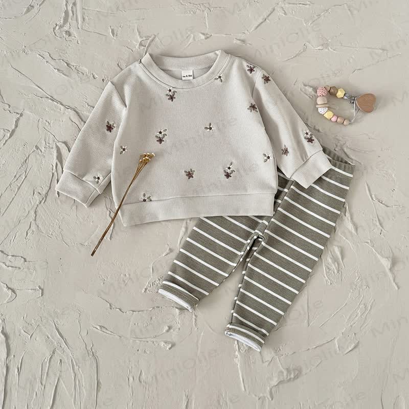 女の子用刺繍フラワーストライプニット2ピースセット - image 4