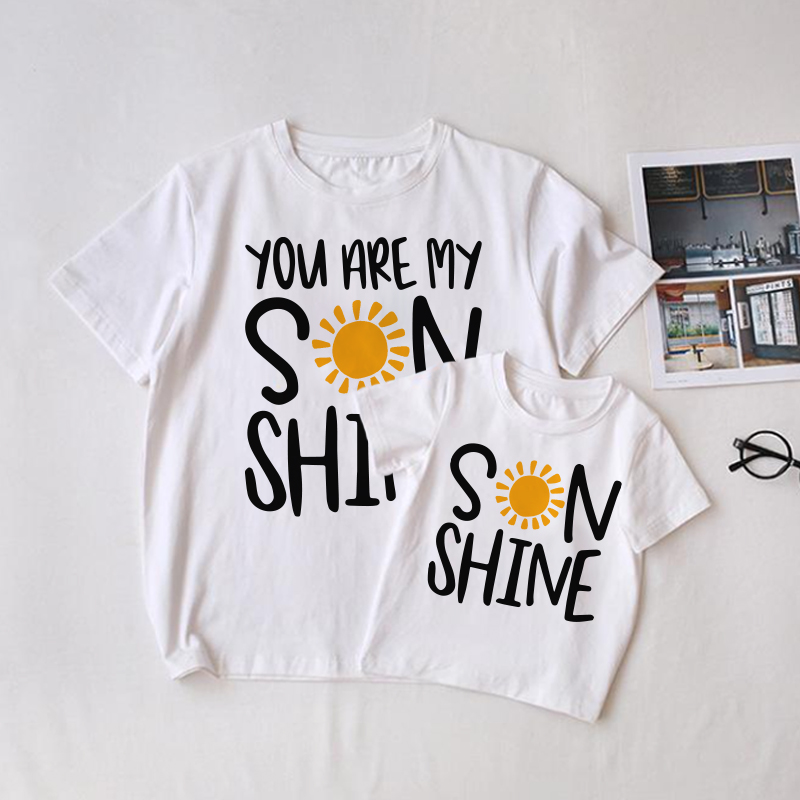 YOU ARE MY SUNSHINE/SUNSHINEファミリーお揃いTシャツ - 白 - 大人用Tシャツ: XL - image 1
