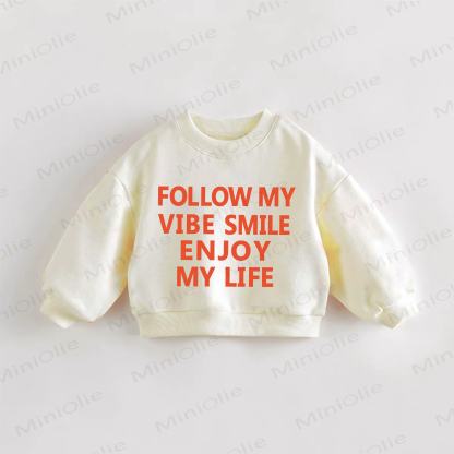 FOLLOW MY VIBE SMILE ENJOY MY LIFE。ベビー幼児用クリームスウェットシャツ - クリーム - 3～5歳 - image 1