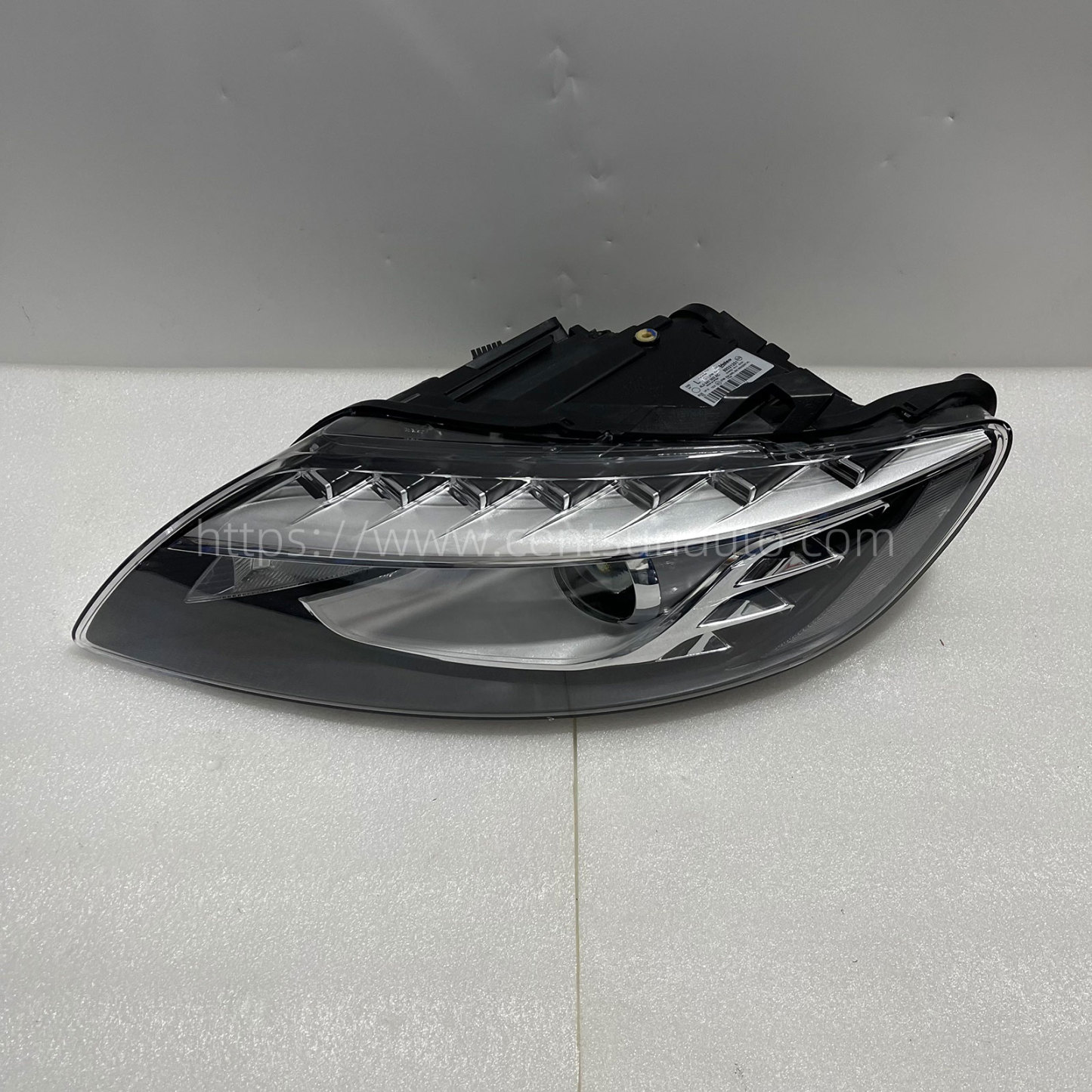 Remanufactured OEM LED SKL Headlight Assembly for Q7 - Compatible with 4L0941029AD/4L0941030AD