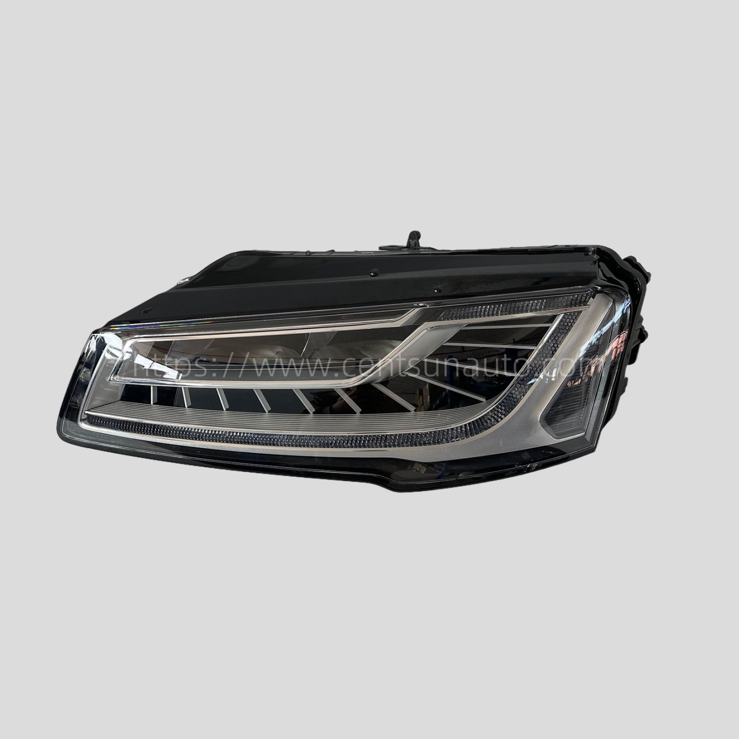 Remanufactured OEM Xenon Headlight Assembly for Mercedes-Benz A-Class 
