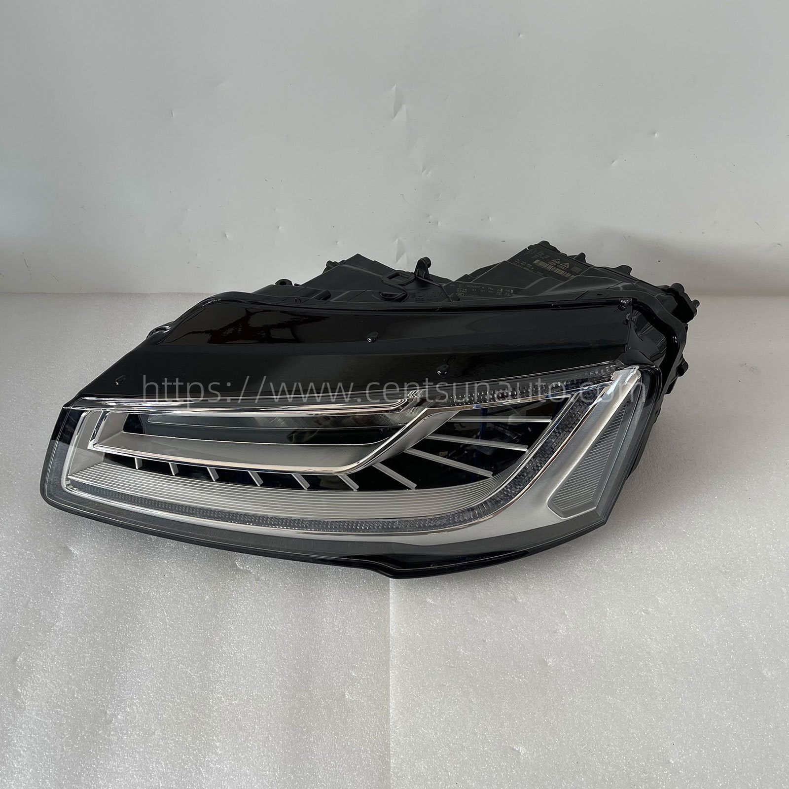 Remanufactured OEM LED Headlight Assembly for A8 - Compatible with 4H0941773B/4H0941774B