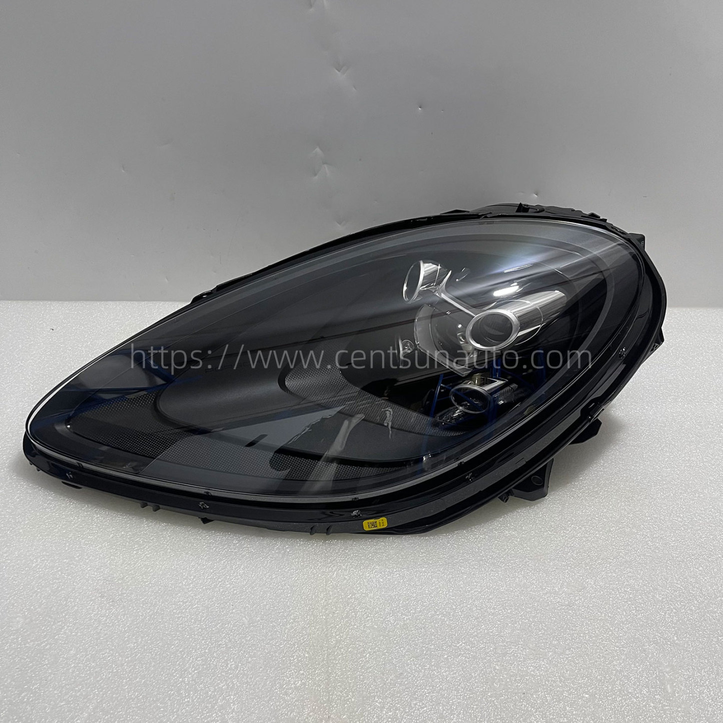 Remanufactured OEM LED Headlight Assembly for Macan - Compatible with 95B941079Q/95B941080Q