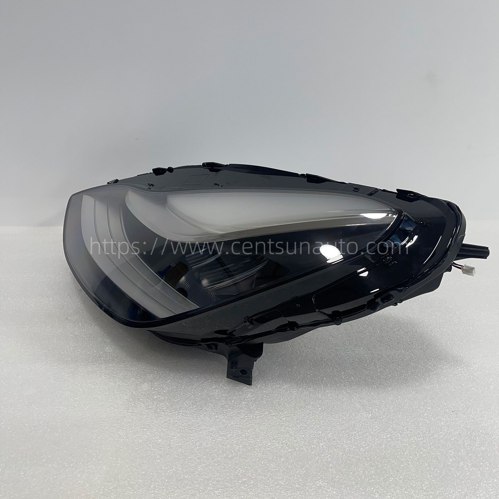 Remanufactured OEM Headlight Assembly for Model 3 - Compatible with 151495200E/151495300E